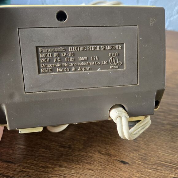 Vintage Panasonic Auto Stop Electric Pencil Sharpener Model KP-110 Tested WORKS - Picture 4 of 4